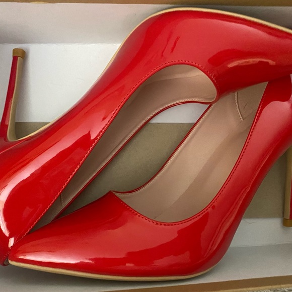 New Elisabet Tang Red Heels size 8 - Picture 3 of 5